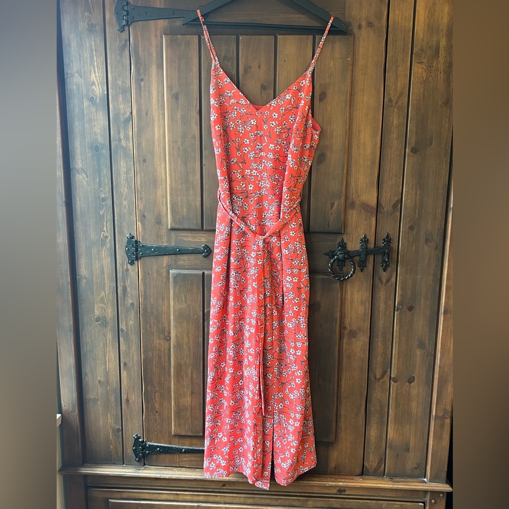 NWOT. Banana Republic coral wide leg cropped jumpsuit. Size 6.